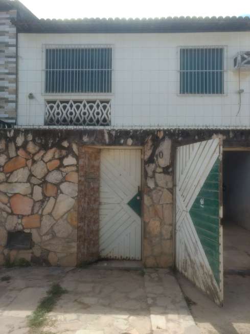 Casa com 4 Quartos à Venda, 180 m² por R$ 220.000 Rua D, 10 - Soledade, Aracaju - SE