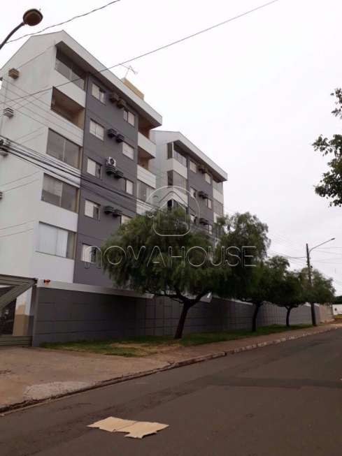 Apartamento com 3 Quartos à Venda por R$ 290.000 Monte Castelo, Campo Grande - MS