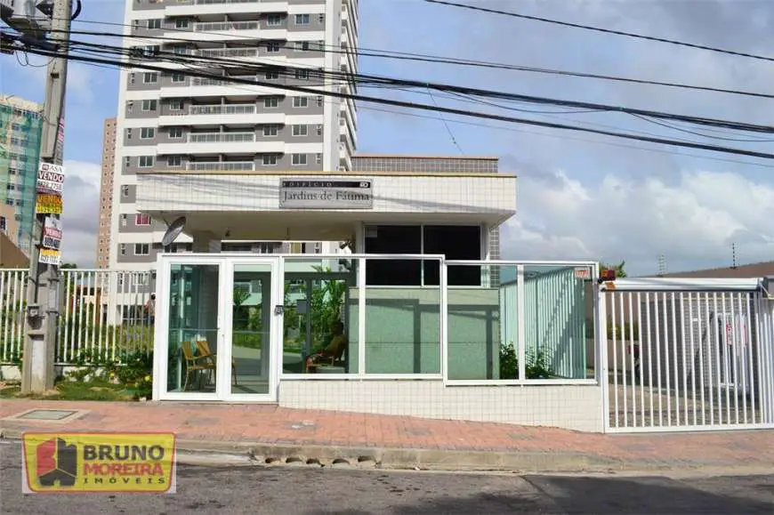 Apartamento com 3 Quartos para Alugar, 92 m² por R$ 1.800/Mês Fátima, Fortaleza - CE