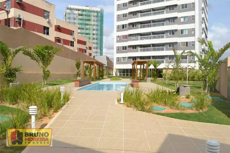 Apartamento com 3 Quartos para Alugar, 92 m² por R$ 1.800/Mês Fátima, Fortaleza - CE