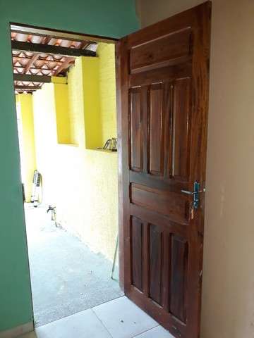 Casa com 2 Quartos para Alugar, 60 m² por R$ 500/Mês Rua Oliveira Sobrinho, 895 - Bonsucesso, Fortaleza - CE