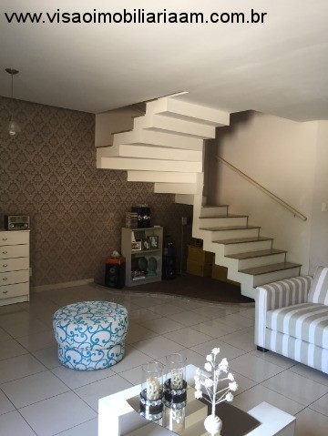 Casa de Condomínio com 3 Quartos à Venda, 240 m² por R$ 550.000 Flores, Manaus - AM