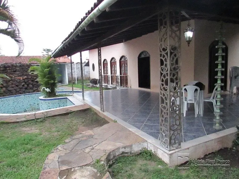 Casa com 4 Quartos para Alugar, 440 m² por R$ 5.000/Mês Parque Verde, Belém - PA