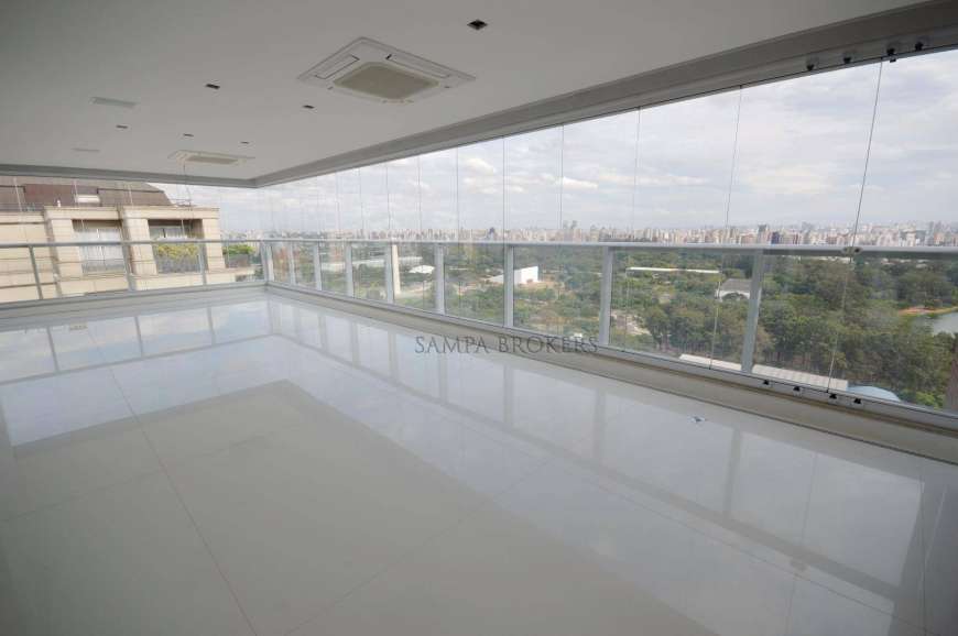 Apartamento com 5 Quartos para Alugar, 540 m² por R$ 60.000/Mês Rua Curitiba - Ibirapuera, São Paulo - SP