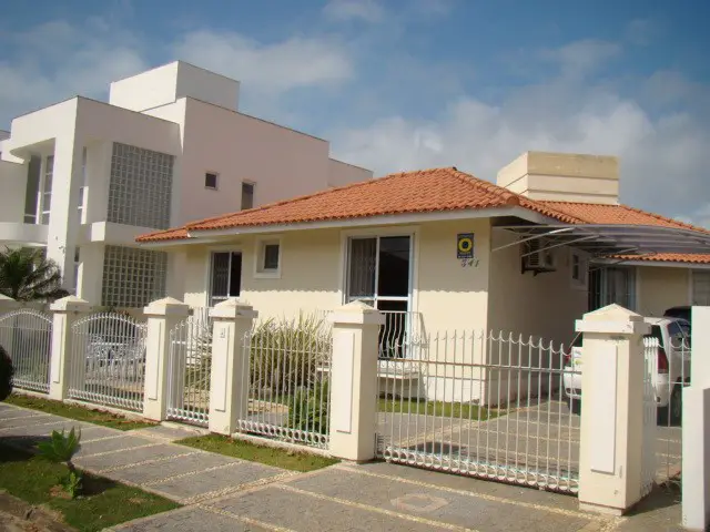 Casa com 3 Quartos para Alugar por R$ 1.200/Dia Rua das Baleias França - Jurerê, Florianópolis - SC