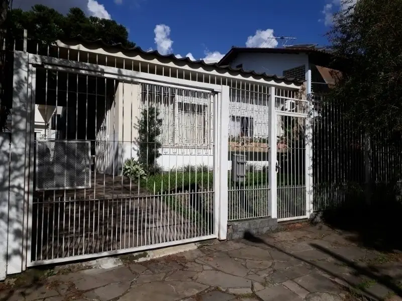 Casa com 5 Quartos para Alugar, 530 m² por R$ 5.000/Mês Passo D areia, Porto Alegre - RS