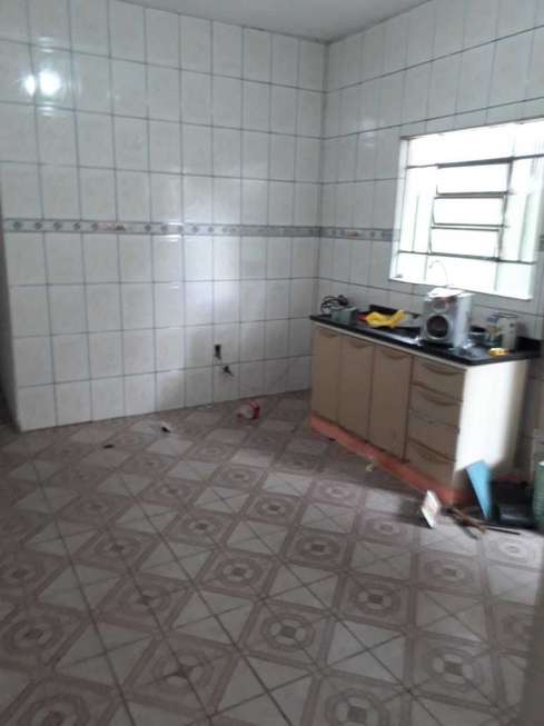 Casa com 2 Quartos para Alugar, 10 m² por R$ 550/Mês Conjunto Residencial Galo Branco, São José dos Campos - SP