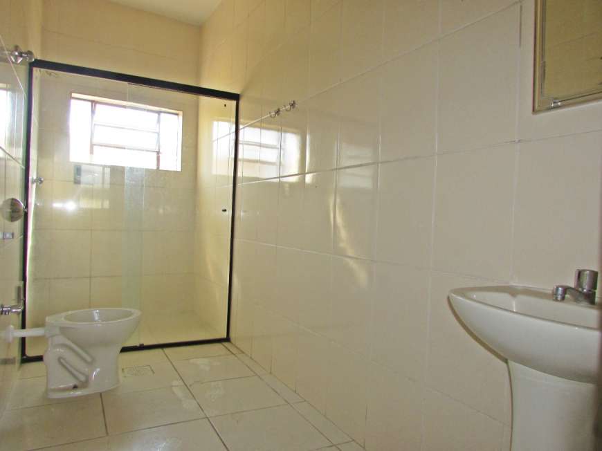 Apartamento com 3 Quartos para Alugar, 80 m² por R$ 650/Mês Niterói, Divinópolis - MG