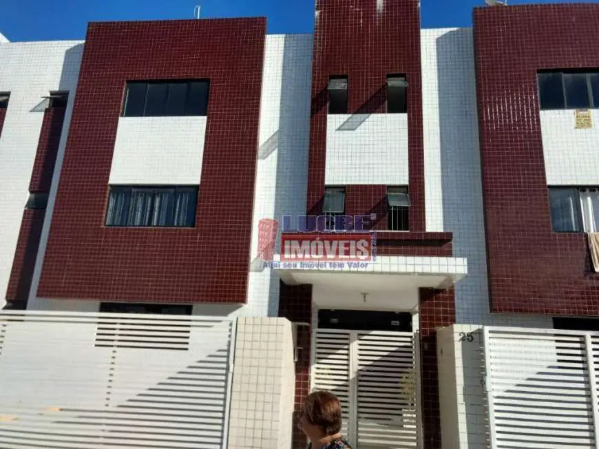 Apartamento com 2 Quartos para Alugar, 62 m² por R$ 900/Mês Bessa, João Pessoa - PB