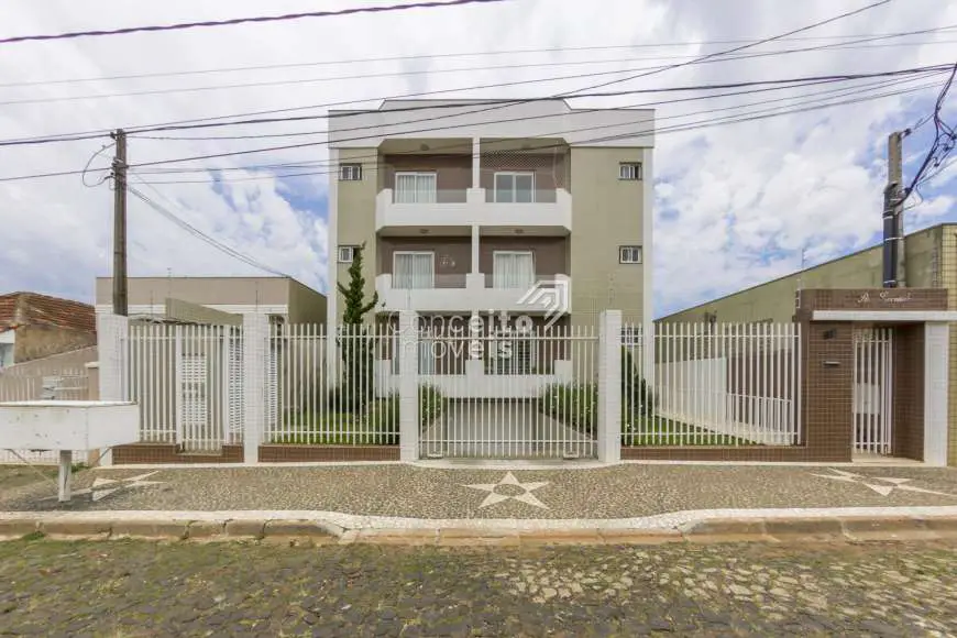 Apartamento com 2 Quartos à Venda, 75 m² por R$ 255.000 Rua Machado de Assis, 256 - Uvaranas, Ponta Grossa - PR