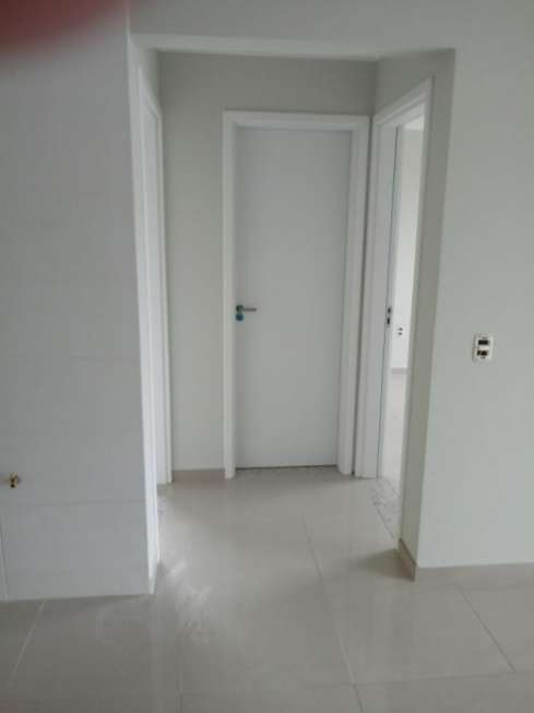 Apartamento com 1 Quarto à Venda, 40 m² por R$ 135.000 Cedros, Camboriú - SC
