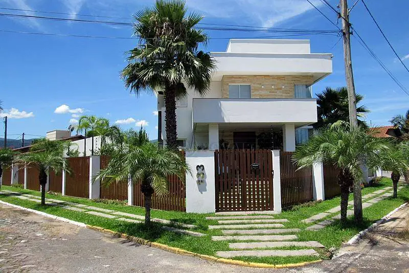 Casa com 3 Quartos à Venda, 385 m² por R$ 1.385.000 Centenario, Sapiranga - RS
