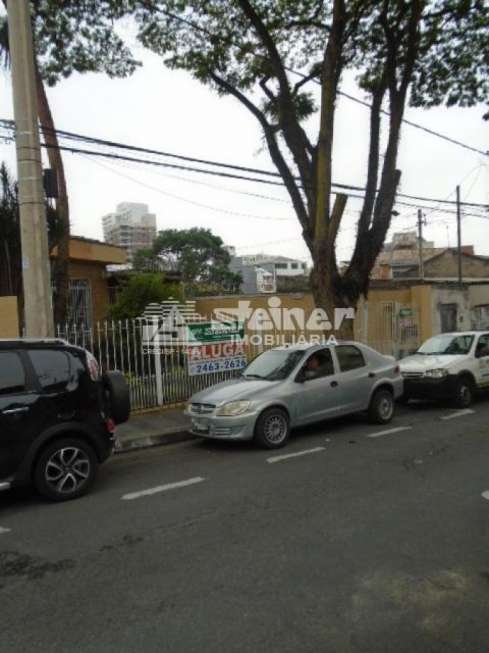 Casa para Alugar, 26000 m² por R$ 5.000/Mês Jardim Zaira, Guarulhos - SP