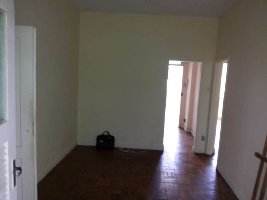 Apartamento com 1 Quarto para Alugar, 70 m² por R$ 580/Mês Avenida Presidente Antônio Carlos, 1035 - Lagoinha, Belo Horizonte - MG