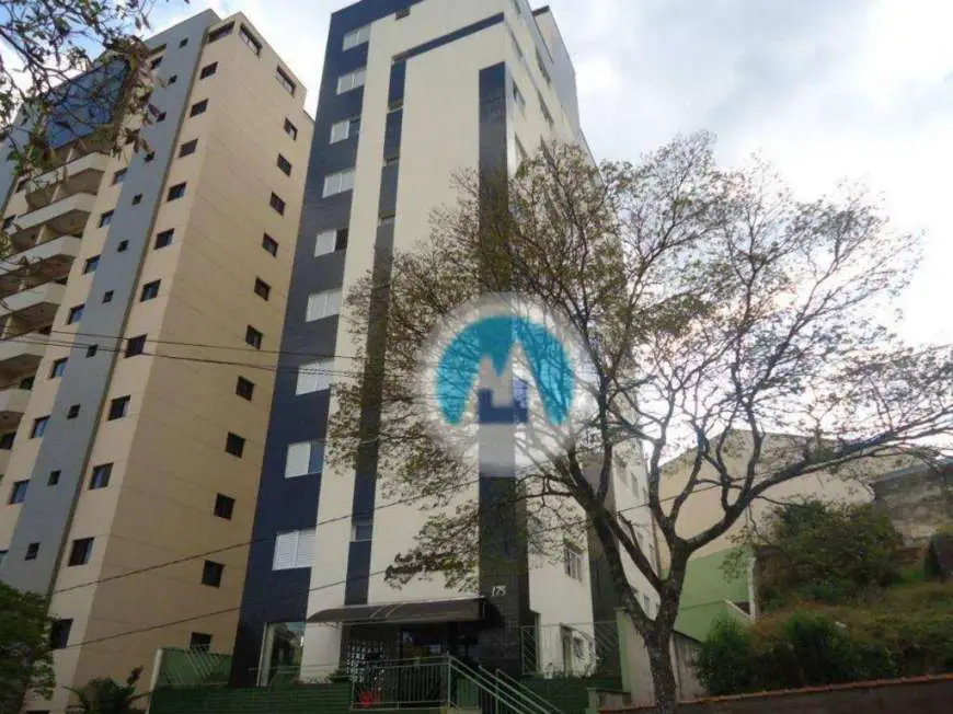 Apartamento com 2 Quartos para Alugar, 126 m² por R$ 1.000/Mês Jd Estados, Poços de Caldas - MG