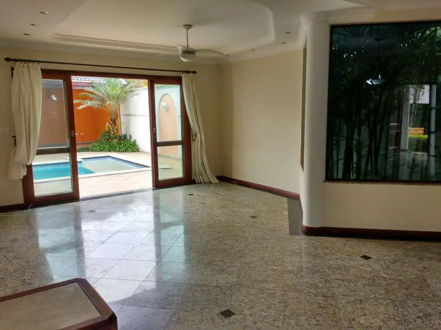 Casa de Condomínio com 4 Quartos à Venda, 300 m² por R$ 1.750.000 Rua Armando de Oliveira Cobra - Parque Residencial Aquarius, São José dos Campos - SP