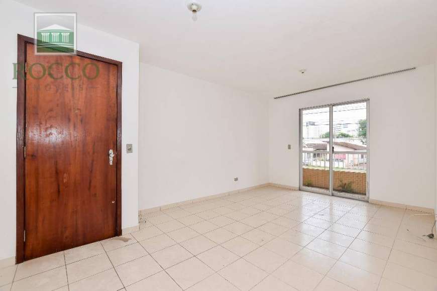 Apartamento com 2 Quartos para Alugar, 75 m² por R$ 650/Mês Avenida das Torres, 3989 - São Pedro, São José dos Pinhais - PR