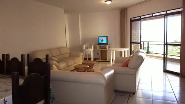 Apartamento com 4 Quartos para Alugar, 210 m² por R$ 950/Dia Centro, Itapema - SC