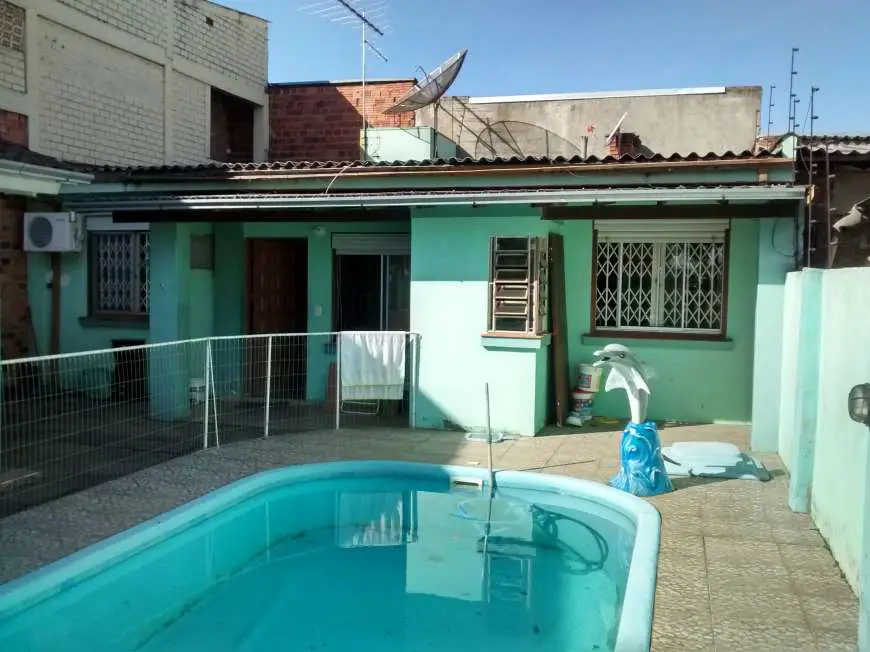 Casa com 2 Quartos à Venda, 66 m² por R$ 230.000 Santos Dumont, São Leopoldo - RS