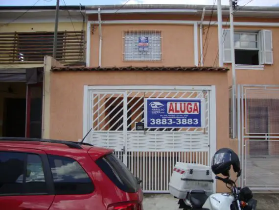 Sobrado para Alugar por R$ 2.200/Mês Parada Inglesa, São Paulo - SP