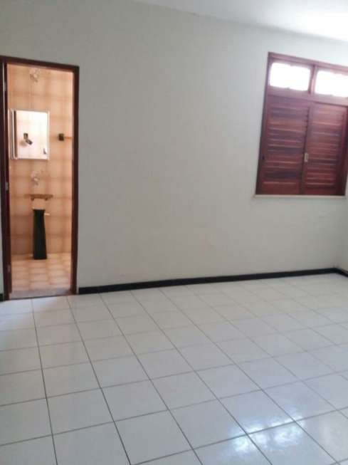 Casa com 9 Quartos à Venda, 300 m² por R$ 520.000 Suíssa, Aracaju - SE