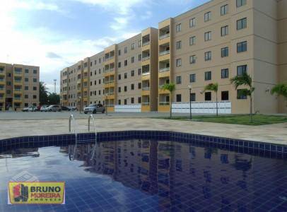 Apartamento com 3 Quartos para Alugar, 68 m² por R$ 1.000/Mês Maraponga, Fortaleza - CE