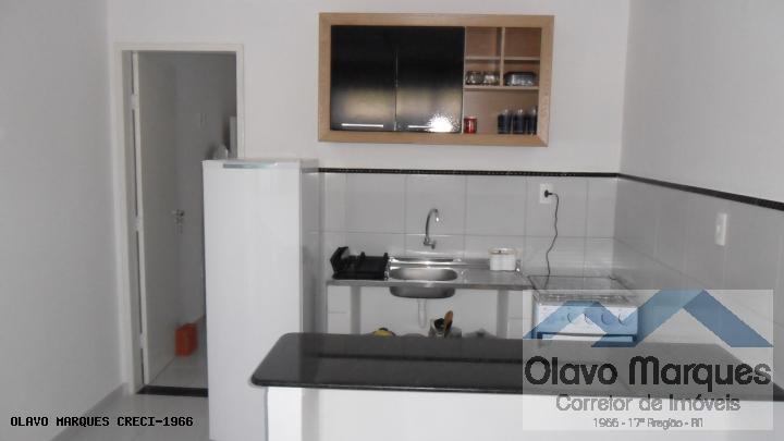 Apartamento com 1 Quarto para Alugar, 24 m² por R$ 800/Mês Rua Afonso Magalhães, 196 - Ponta Negra, Natal - RN