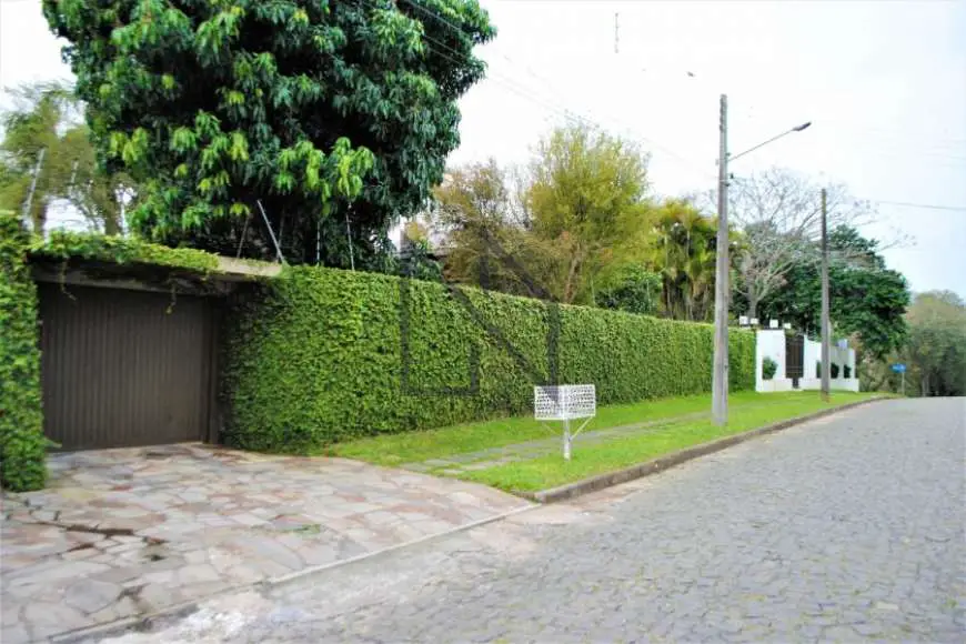 Casa com 5 Quartos à Venda, 800 m² por R$ 2.500.000 Patronato, Santa Maria - RS