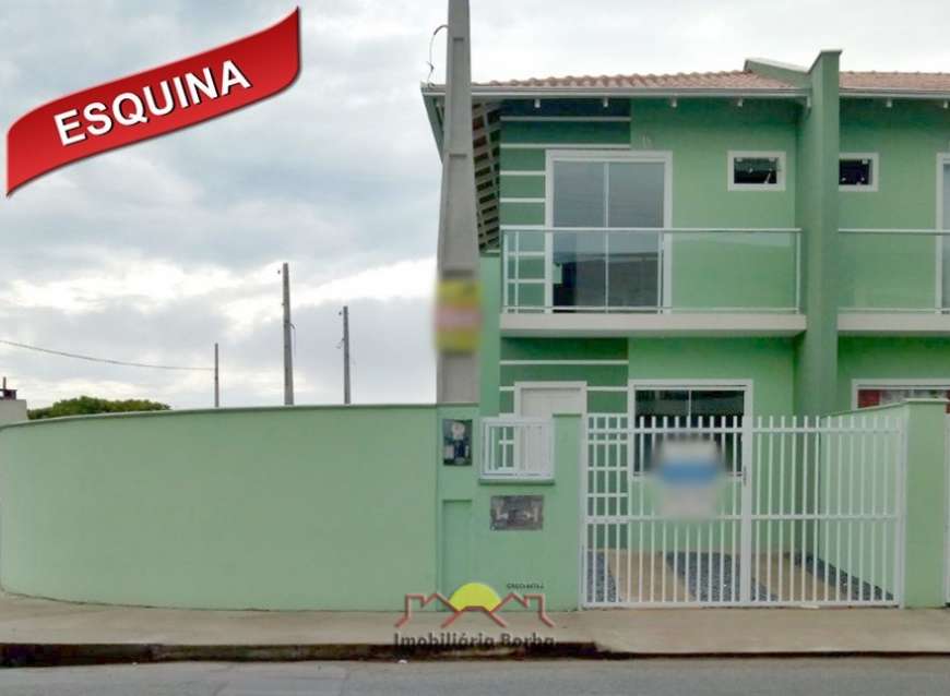 Sobrado com 2 Quartos à Venda, 72 m² por R$ 250.000 Espinheiros, Joinville - SC