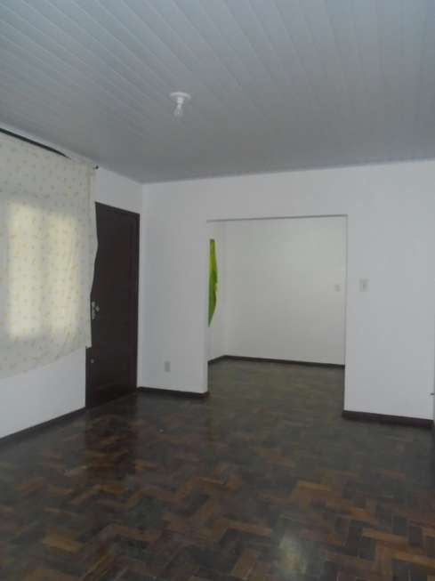Casa com 4 Quartos para Alugar, 107 m² por R$ 1.800/Mês Rua José Boiteux, 428 - Glória, Joinville - SC