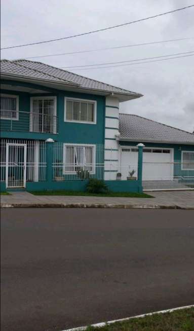 Casa com 3 Quartos à Venda, 330 m² por R$ 1.197.000 Rua Concordia, 11 - Berto Círio, Nova Santa Rita - RS