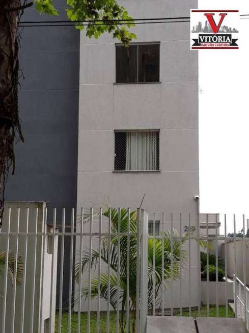 Apartamento com 2 Quartos à Venda, 54 m² por R$ 235.000 Lindóia, Curitiba - PR
