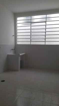 Casa com 2 Quartos para Alugar por R$ 1.150/Mês Vila Prudente, São Paulo - SP