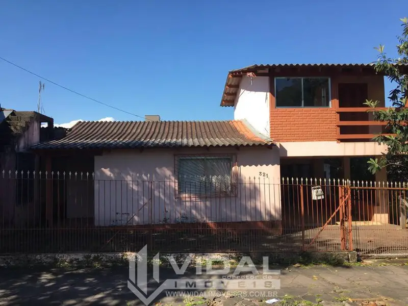 Casa com 5 Quartos à Venda, 200 m² por R$ 300.000 Centro, Parobé - RS