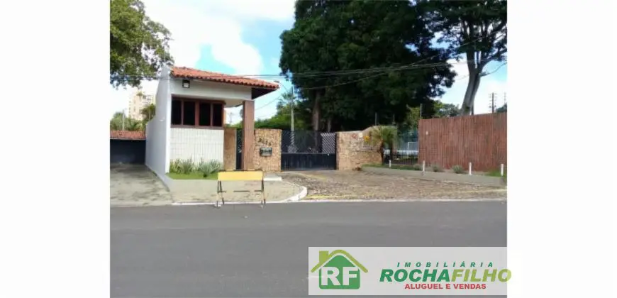 Casa com 4 Quartos para Alugar, 243 m² por R$ 4.000/Mês Rua Agostinho Alves - Fátima, Teresina - PI