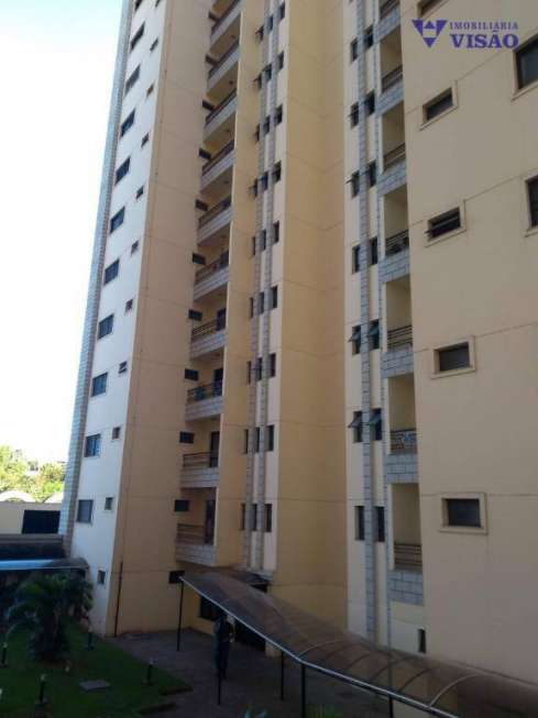 Apartamento com 3 Quartos para Alugar, 109 m² por R$ 1.100/Mês São Benedito, Uberaba - MG