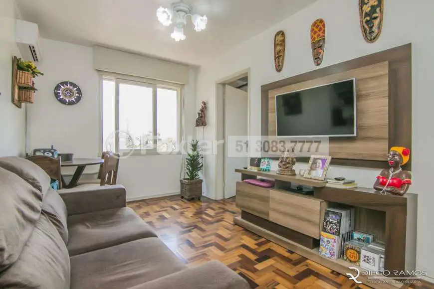 Apartamento com 1 Quarto à Venda, 41 m² por R$ 160.000 Rua Piauí - Santa Maria Goretti, Porto Alegre - RS