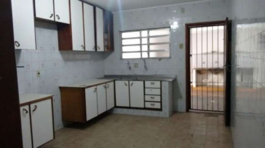 Sobrado com 3 Quartos para Alugar, 200 m² por R$ 2.000/Mês Jardim Luanda, São Paulo - SP