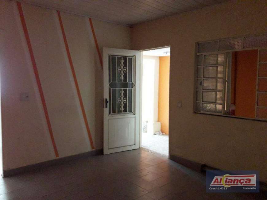 Casa com 1 Quarto para Alugar, 80 m² por R$ 1.000/Mês Rua Londrina, 171 - Vila Endres, Guarulhos - SP