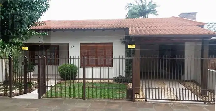 Casa com 3 Quartos à Venda, 210 m² por R$ 530.000 Goiás, Santa Cruz do Sul - RS