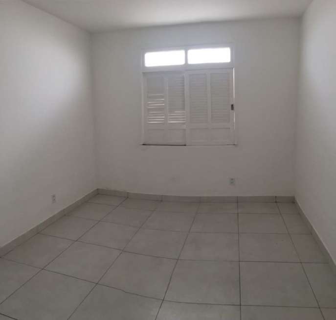 Casa com 3 Quartos à Venda, 130 m² por R$ 550.000 Grageru, Aracaju - SE