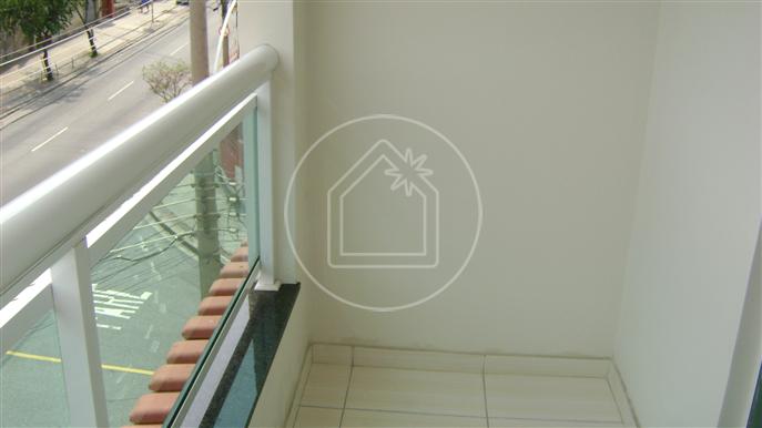 Apartamento com 2 Quartos à Venda, 56 m² por R$ 285.000 Rua Itamarati - Cascadura, Rio de Janeiro - RJ
