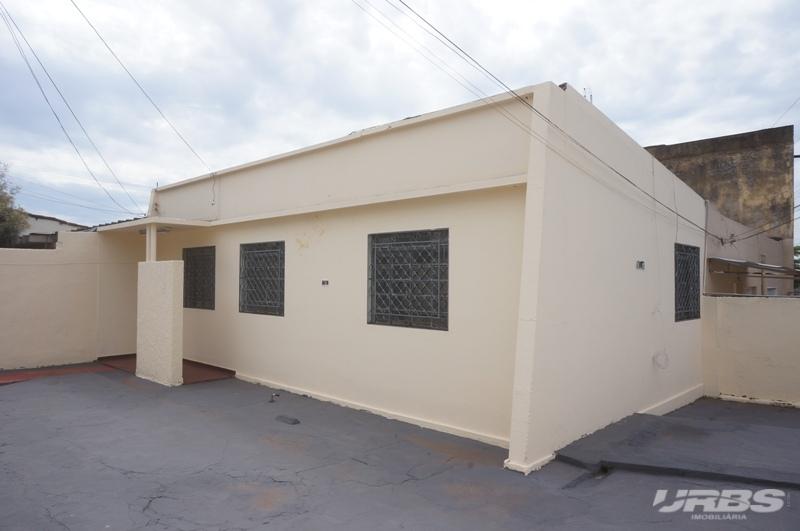 Casa com 3 Quartos para Alugar, 65 m² por R$ 950/Mês Rua X - Feliz, Goiânia - GO