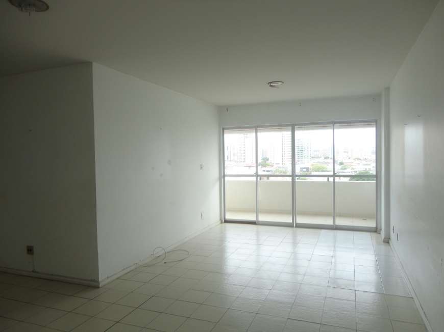 Apartamento com 4 Quartos para Alugar, 10 m² por R$ 600/Mês Rua Sílvio Cezar Leite, 301 - Salgado Filho, Aracaju - SE