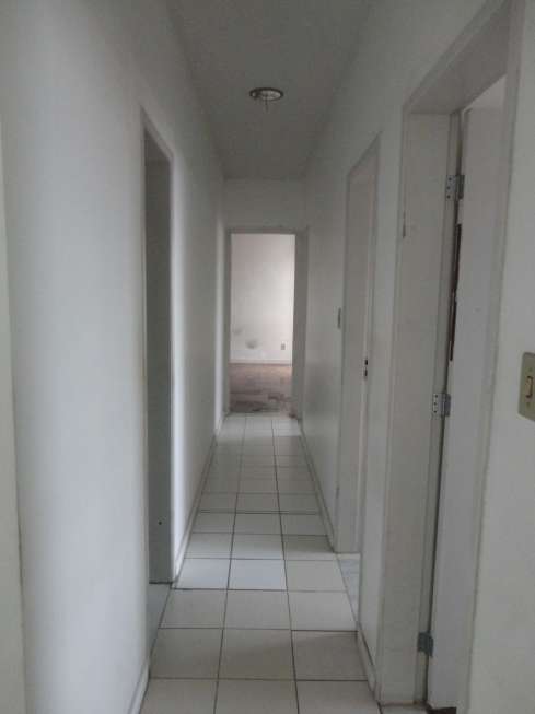 Apartamento com 4 Quartos para Alugar, 10 m² por R$ 600/Mês Rua Sílvio Cezar Leite, 301 - Salgado Filho, Aracaju - SE