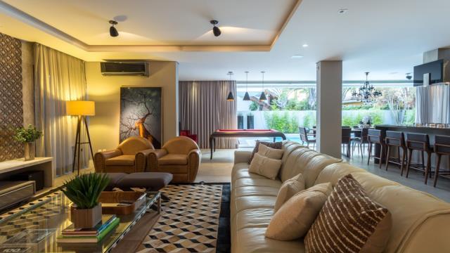 Casa com 5 Quartos para Alugar, 450 m² por R$ 5.000/Dia Jurerê Internacional, Florianópolis - SC