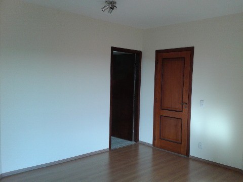 Apartamento com 3 Quartos à Venda, 65 m² por R$ 290.000 Vila Hortolândia, Jundiaí - SP