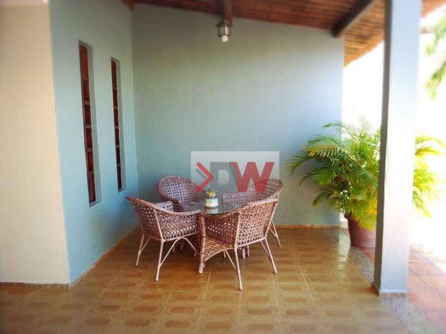 Casa com 3 Quartos para Alugar, 400 m² por R$ 3.000/Mês Capim Macio, Natal - RN