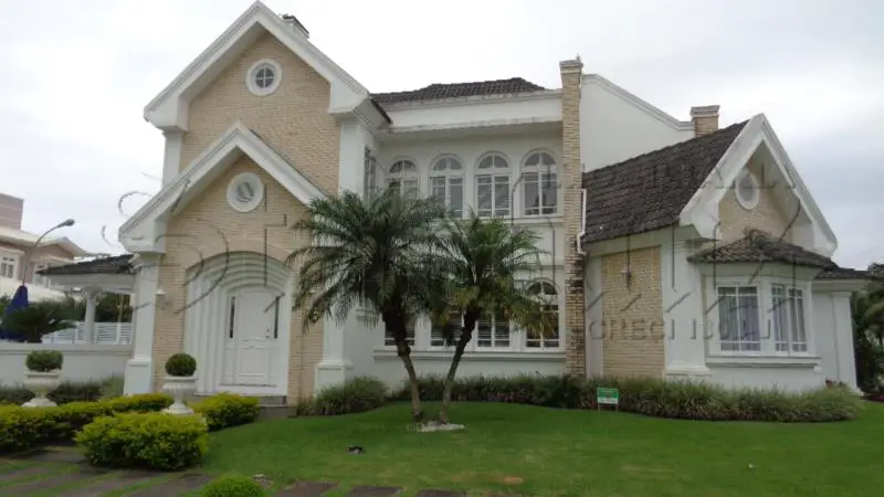 Casa com 4 Quartos para Alugar, 320 m² por R$ 1.800/Dia Jurerê Internacional, Florianópolis - SC
