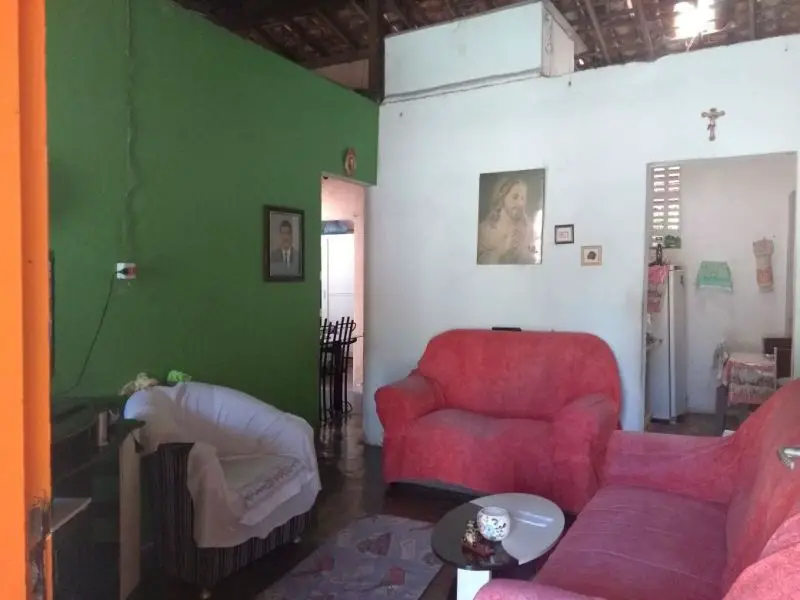 Casa com 3 Quartos à Venda por R$ 270.000 Luzia, Aracaju - SE